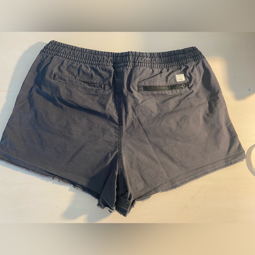 Vuori Ripstop Gray Drawstring Athletic Shorts - image 4